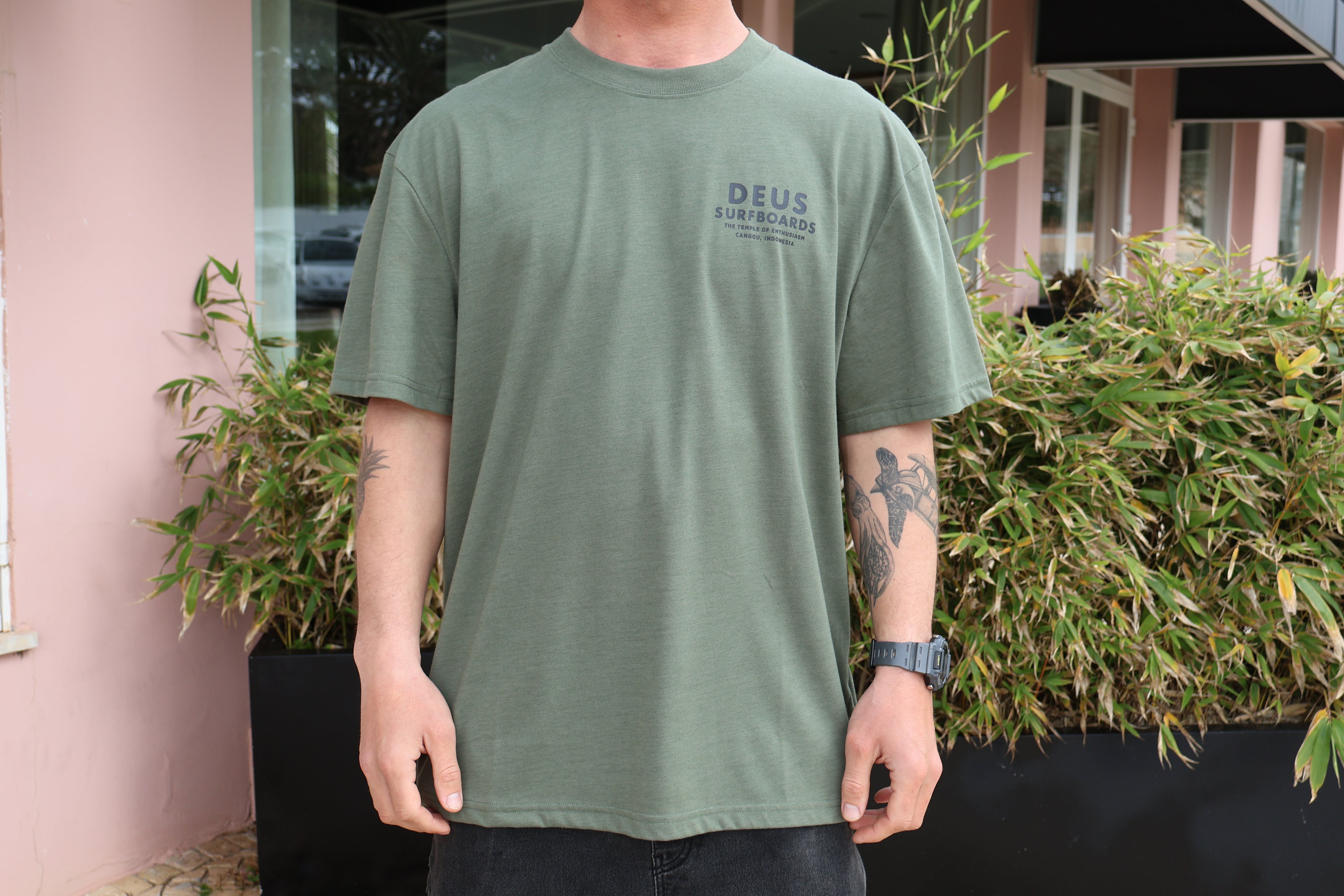 T-Shirt The Egg Tee Deus Ex Machina